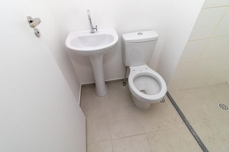 Apartamento à venda com 36m², 2 quartos e sem vaga Apartamento à venda com 36m², 2 quartos e sem vagaBanheiro