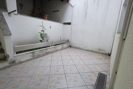 Casa à venda com 190m², 3 quartos e 2 vagasQuintal