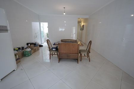 Casa à venda com 190m², 3 quartos e 2 vagasCozinha