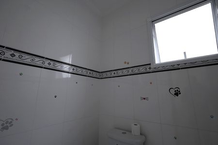 Casa à venda com 190m², 3 quartos e 2 vagasBanheiro 2