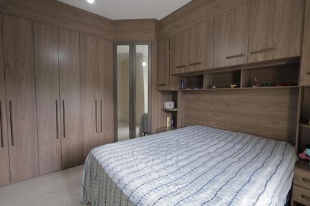 Casa à venda com 190m², 3 quartos e 2 vagasQuarto Suíte 2