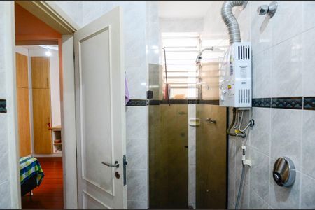 Apartamento à venda com 88m², 2 quartos e 1 vaga Apartamento à venda com 88m², 2 quartos e 1 vagaBanheiro