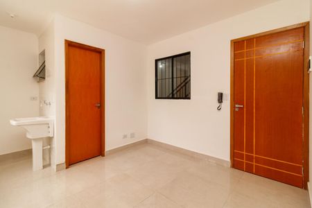 Sala de casa para alugar com 2 quartos, 34m² em Vila Gustavo, São Paulo