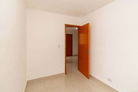 Quarto de casa para alugar com 2 quartos, 34m² em Vila Gustavo, São Paulo