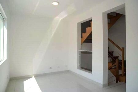 Casa à venda com 3 quartos, 125m² em Vila Leopoldina, Santo André