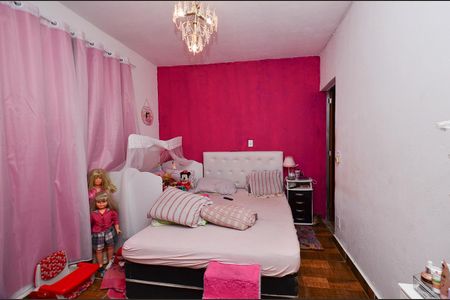 Casa à venda com 400m², 8 quartos e 2 vagasQuarto 3