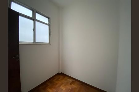 Apartamento para alugar com 64m², 2 quartos e sem vagaQuarto de Serviço