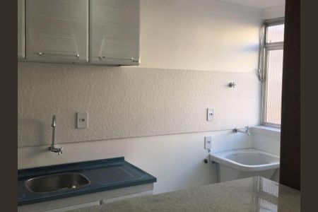 Apartamento à venda com 49m², 1 quarto e sem vagaCozinha 