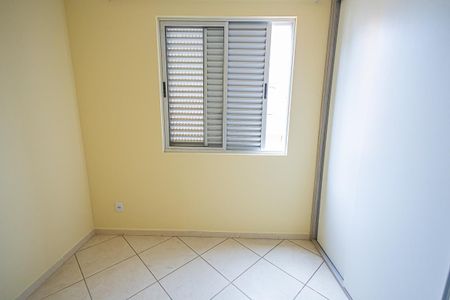 Quarto 2 de apartamento para alugar com 2 quartos, 53m² em Manacás, Belo Horizonte