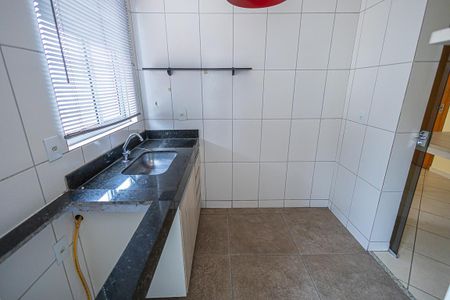 Apartamento para alugar com 53m², 2 quartos e 2 vagas Apartamento para alugar com 53m², 2 quartos e 2 vagasCozinha