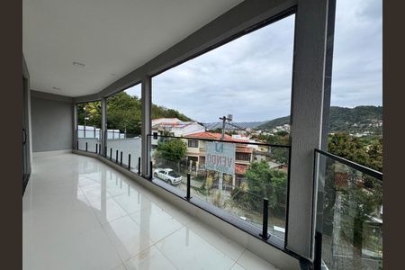 Casa à venda com 292m², 5 quartos e 10 vagas