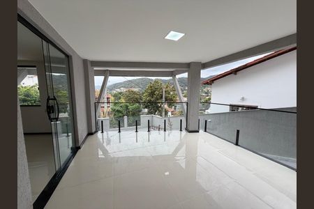 Casa à venda com 292m², 5 quartos e 10 vagas