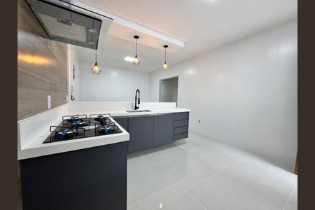 Cozinha de casa para alugar com 5 quartos, 292m² em Santo Antônio, Niterói