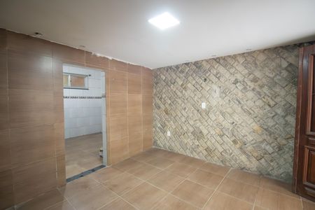 Sala de casa para alugar com 3 quartos, 100m² em Santa Catarina, São Gonçalo