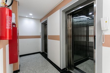 Apartamento para alugar com 48m², 1 quarto e sem vagaÁrea comum - Elevador