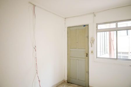 Sala de apartamento para alugar com 2 quartos, 56m² em Conjunto Residencial José Bonifácio, São Paulo