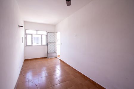 Sala de casa para alugar com 3 quartos, 100m² em Porto da Pedra, São Gonçalo