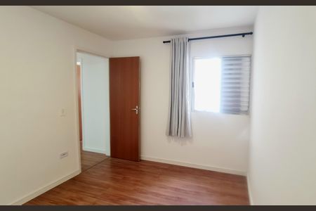 Quarto 2 de apartamento para alugar com 2 quartos, 48m² em Jardim Sao Luis (zona Norte), Guarulhos