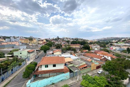 Vista da Sala de apartamento para alugar com 2 quartos, 120m² em Palmeiras, Belo Horizonte