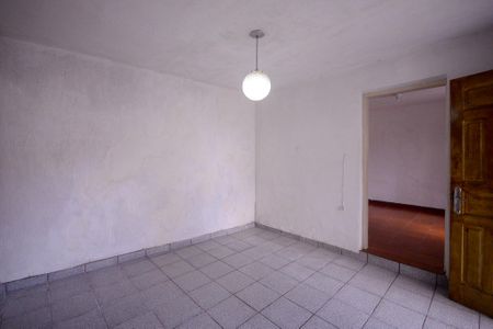 Sala  de casa para alugar com 2 quartos, 130m² em Jardim Maria Estela, São Paulo