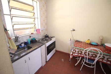 Apartamento à venda com 58m², 2 quartos e sem vagaCozinha