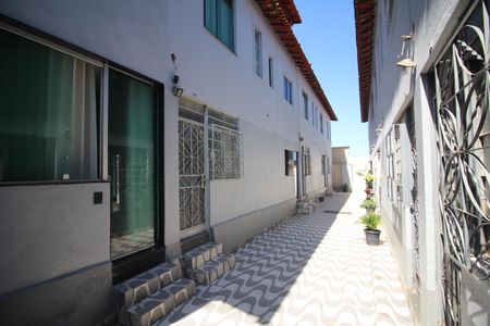 Apartamento à venda com 58m², 2 quartos e sem vagaÁrea comum