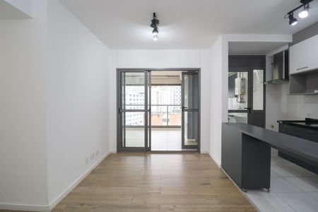Sala de apartamento para alugar com 2 quartos, 73m² em Pinheiros, São Paulo