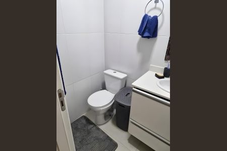 Banheiro de apartamento para alugar com 1 quarto, 38m² em Tamboré, Barueri