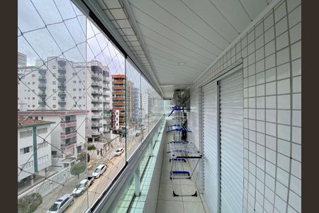 Sacada de apartamento para alugar com 3 quartos, 130m² em Guilhermina, Praia Grande