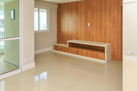Sala de apartamento para alugar com 2 quartos, 80m² em Patamares, Salvador