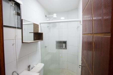 Banheiro de kitnet/studio para alugar com 1 quarto, 40m² em Anil, Rio de Janeiro