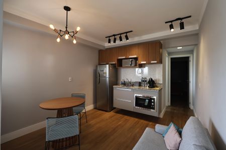 Sala de apartamento para alugar com 1 quarto, 47m² em Jardim, Santo André