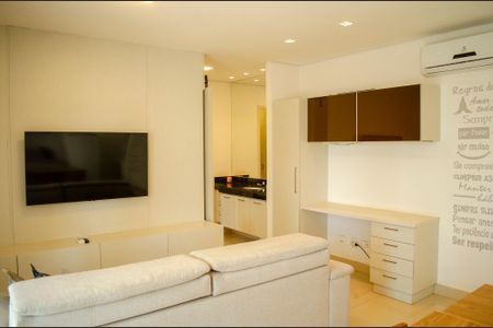 Sala de apartamento para alugar com 1 quarto, 53m² em Setor Bueno, Goiânia