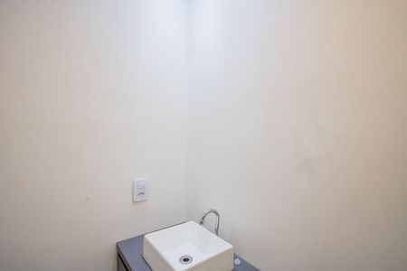 Banheiro de apartamento para alugar com 2 quartos, 34m² em Engenheiro Goulart, São Paulo