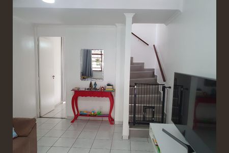 Sala de casa de condomínio à venda com 3 quartos, 80m² em Jd Maria Eugenia, Campinas