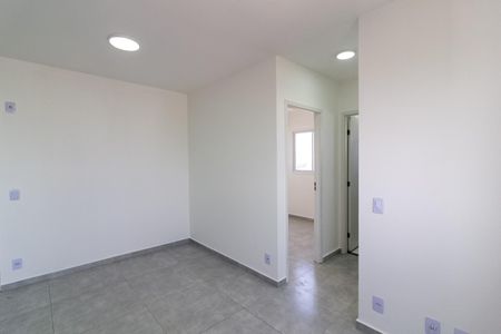Sala de apartamento para alugar com 2 quartos, 37m² em Cidade Ademar, São Paulo