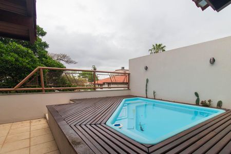 Casa de condomínio à venda com 340m², 3 quartos e 2 vagasÁrea comum - Piscina