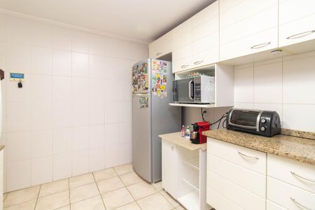 Casa de condomínio à venda com 340m², 3 quartos e 2 vagasCozinha