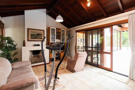 Casa de condomínio à venda com 340m², 3 quartos e 2 vagasSala 2