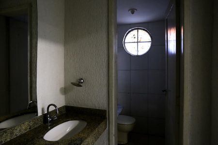 Banheiro de apartamento para alugar com 1 quarto, 180m² em Carmo, Belo Horizonte