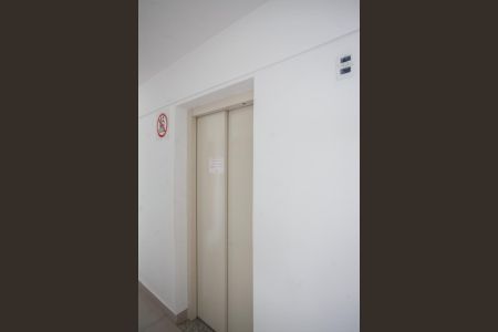 Apartamento para alugar com 60m², 2 quartos e 1 vagaElevador