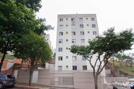 Apartamento para alugar com 60m², 2 quartos e 1 vagaFachada