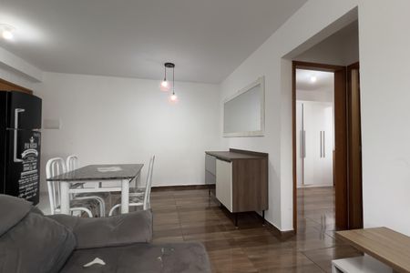 Sala de apartamento para alugar com 2 quartos, 45m² em Parque Primavera, Guarulhos