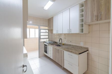Apartamento à venda com 75m², 2 quartos e 1 vagaCozinha