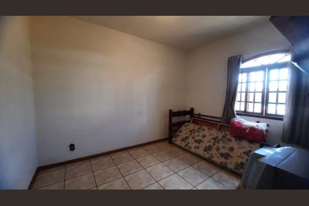 Casa à venda com 5 quartos, 300m² em Renascença, Belo Horizonte