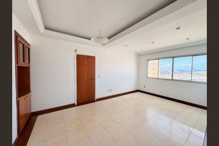 Sala de apartamento para alugar com 2 quartos, 75m² em Centro, Jundiaí