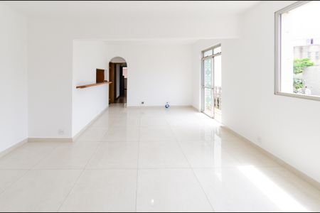 Sala de apartamento para alugar com 4 quartos, 140m² em São Bento, Belo Horizonte