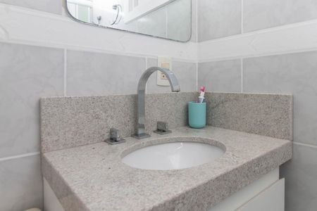 Casa de condomínio à venda com 140m², 3 quartos e 1 vagaBanheiro