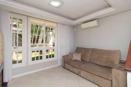 Casa de condomínio à venda com 140m², 3 quartos e 1 vagaSala