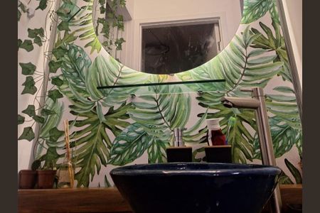 Banheiro  de apartamento para alugar com 1 quarto, 29m² em Pinheiros, São Paulo